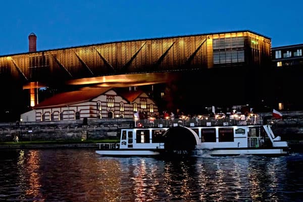 Croisière nocturne sur la Vistule à Cracovie